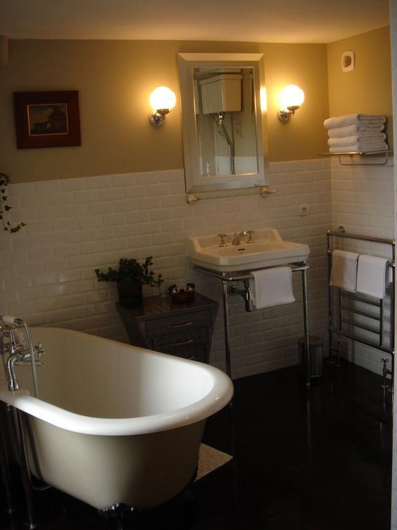 Manoir De La Riviere Hotel Saint-Louet-sur-Seulles ภายนอก รูปภาพ